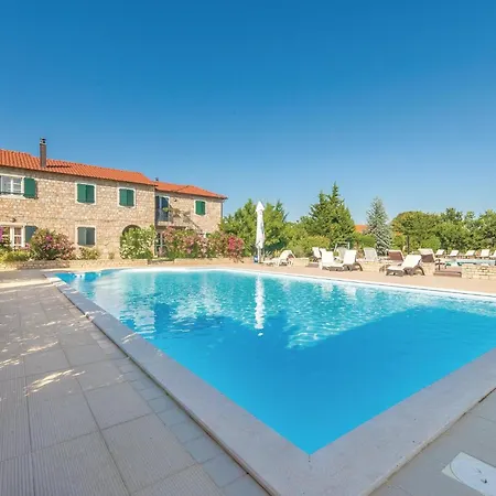 Holiday Home Skelin II * Drinovci